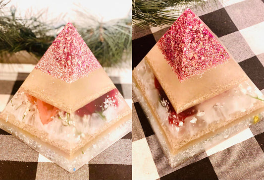 Keepsake Resin Pyramid