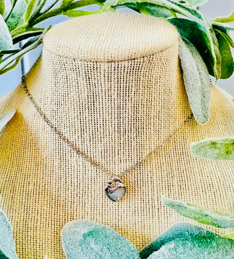 The Mama Necklace